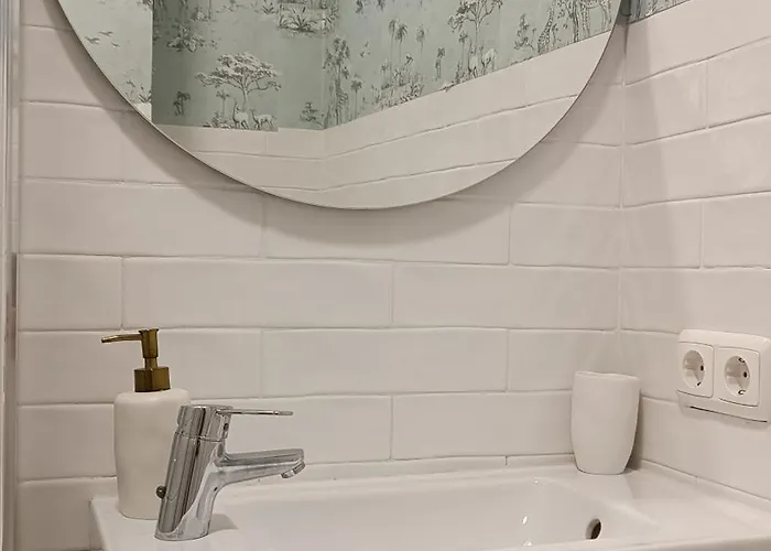 Sherryflat Torneria- Parking *